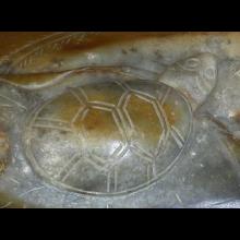 Buffle couch� et tortue en jade